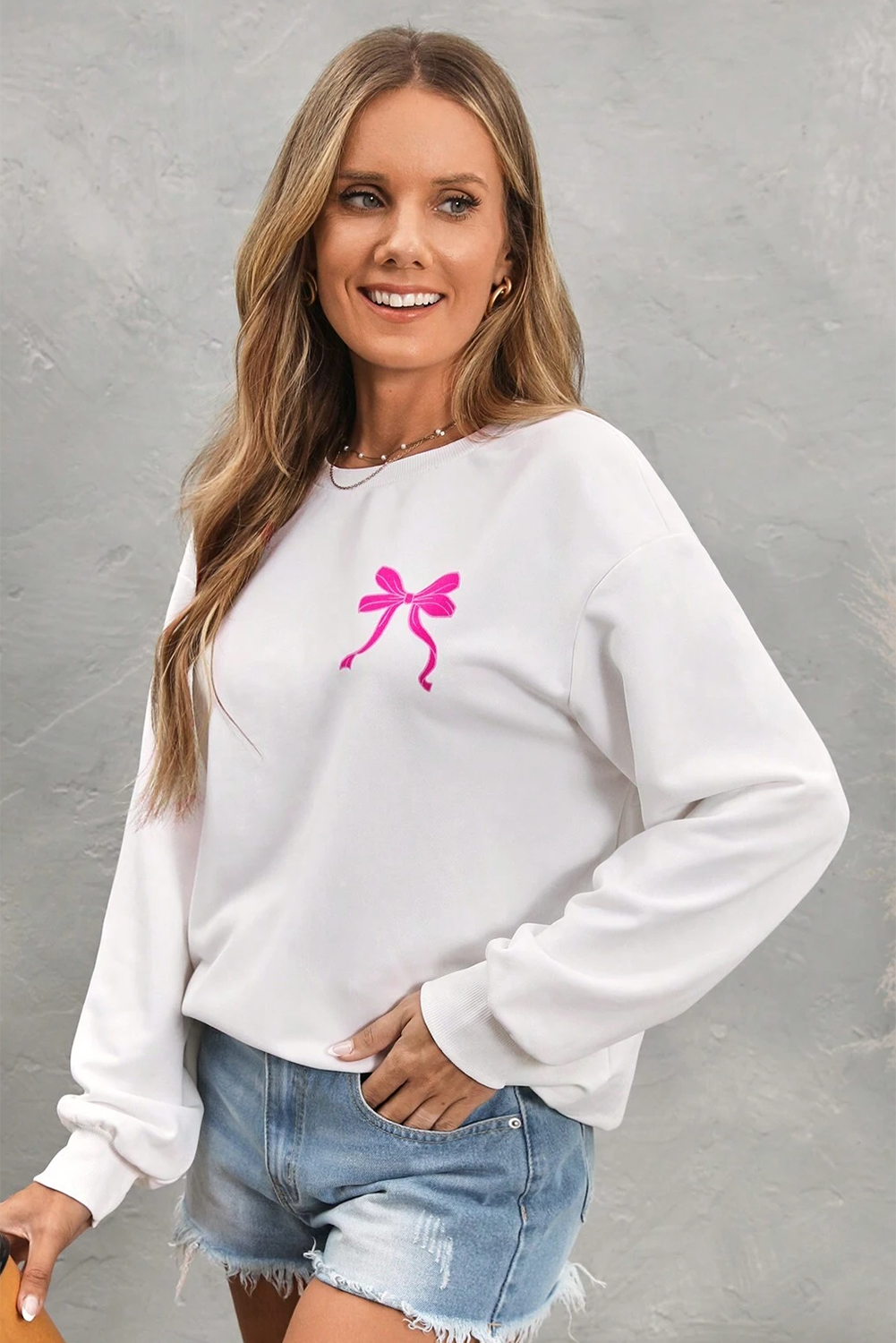 Bow Graphic Crewneck Sweatshirt